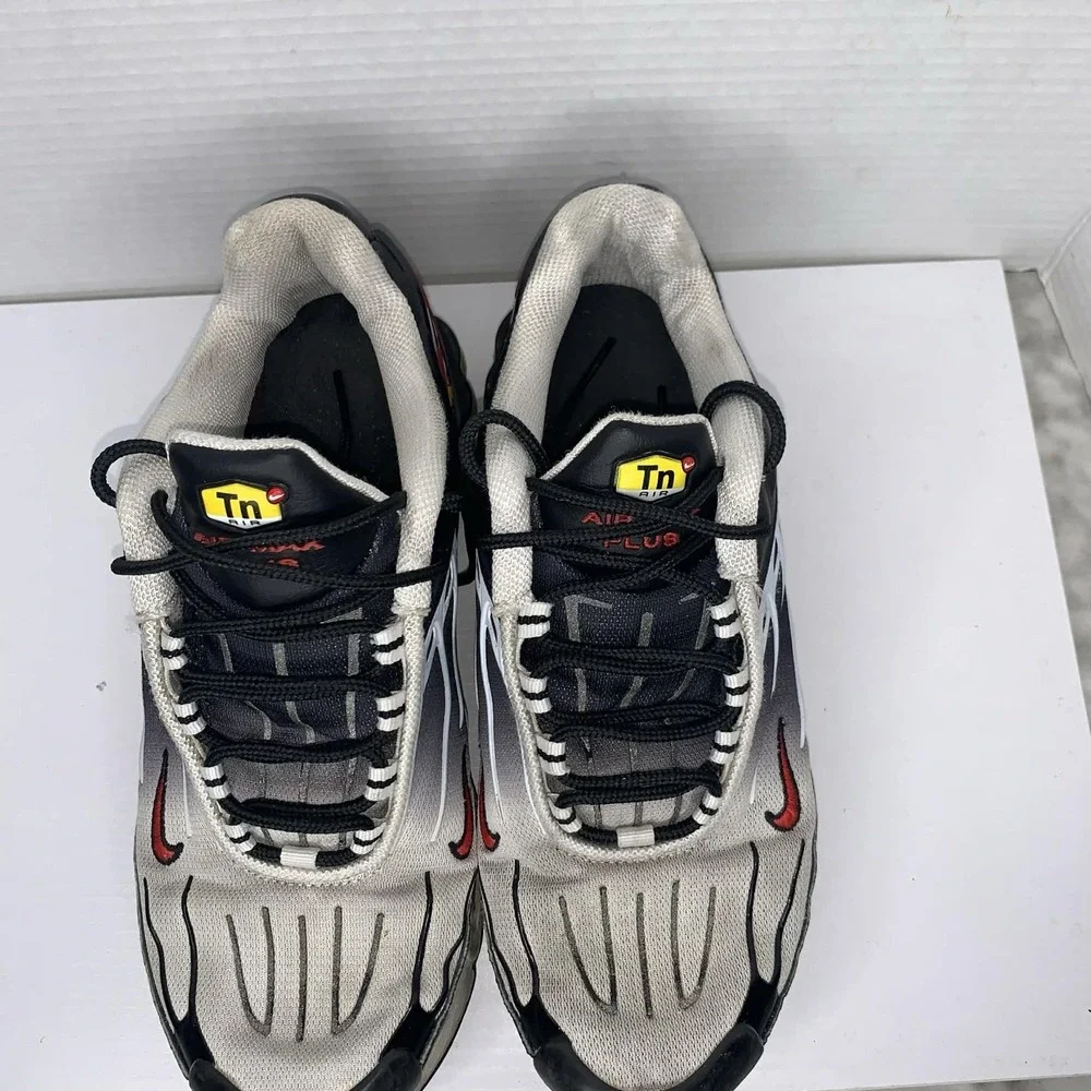 Nike Air Max Plus 3 Black Red White Sneakers